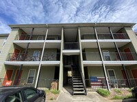 Building Photo - Tillman Place 112 - 1