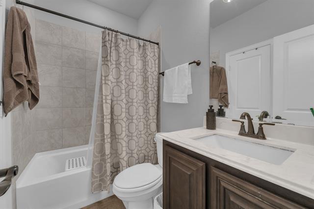 Building Photo - 3141 Golden Sunset Ct