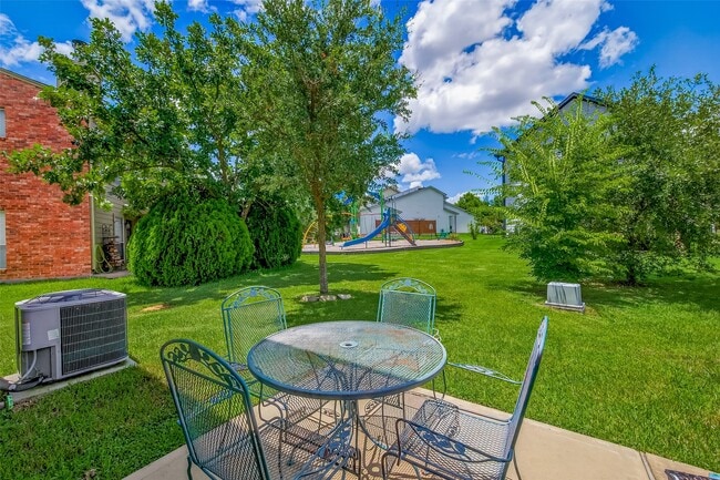 Building Photo - 278 Capetown Way