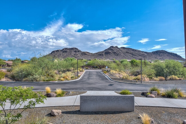 Building Photo - 26928 N 84th Ave