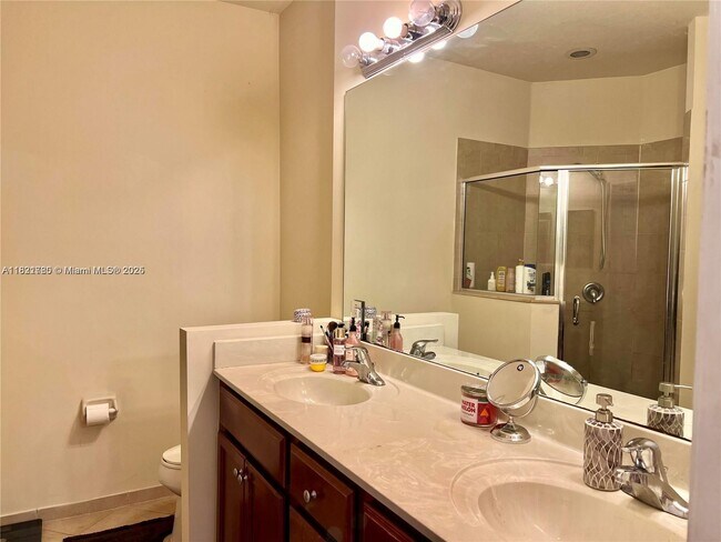 Building Photo - 16309 SW 71st Terrace