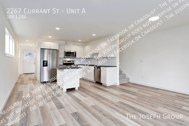 Building Photo - 2267 Currant St