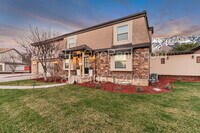 Building Photo - This property offers a NO DEPOSIT option a...