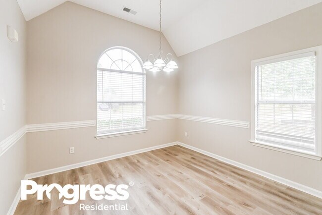 Building Photo - 10345 Autumn View Cove