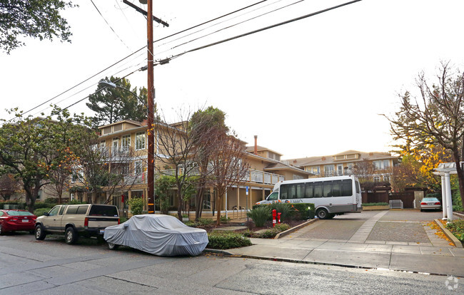 Primary Photo - Lytton Gardens Senior Communities