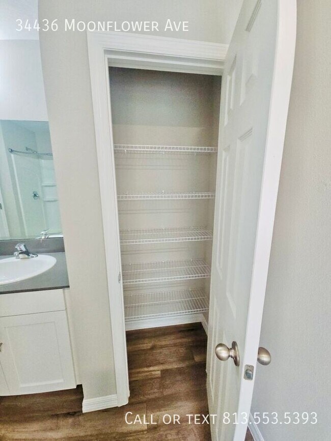 Building Photo - 34436 Moonflower Ave