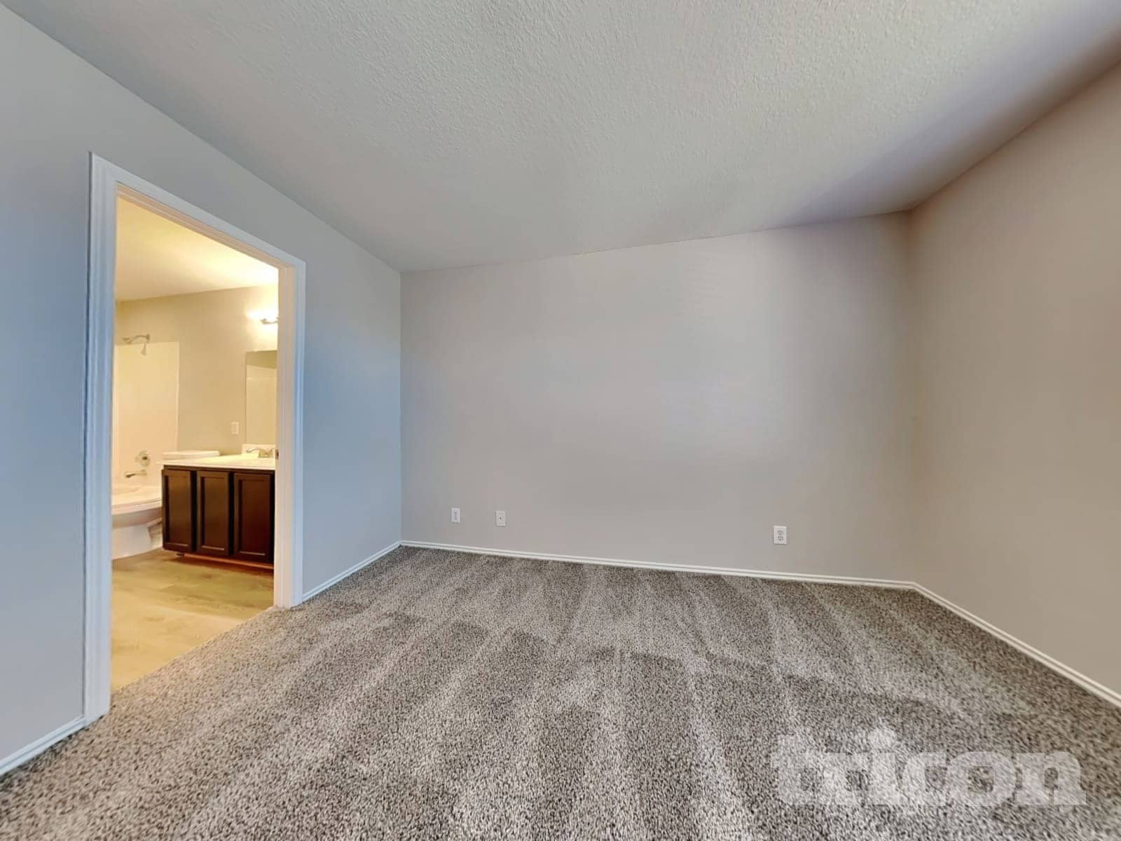 Building Photo - 2615 Thunder Gulch