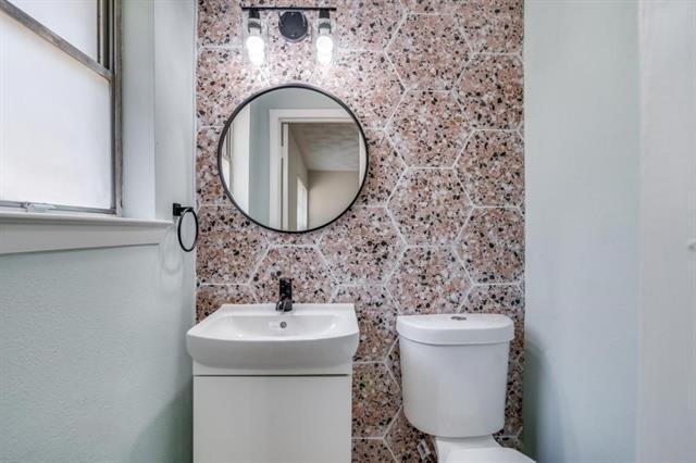 Building Photo - 4555 Sandra Lynn Dr