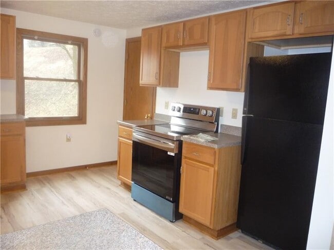 Building Photo - 4465 Mt Troy Rd Ext