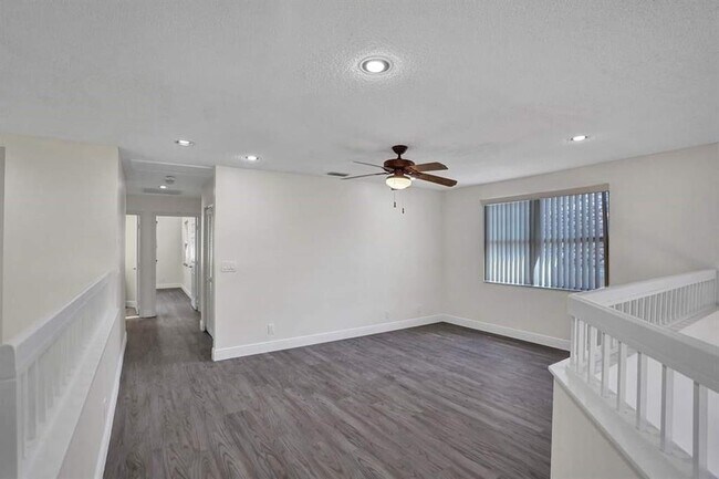 Building Photo - 11032 Boston Dr