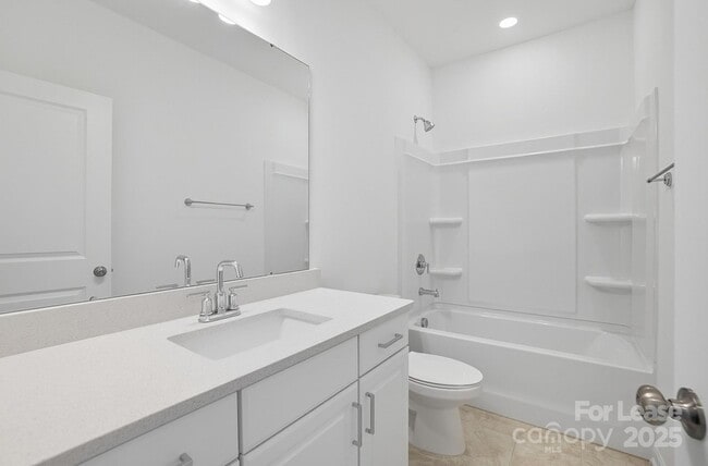 Building Photo - 3210 Stelfox St
