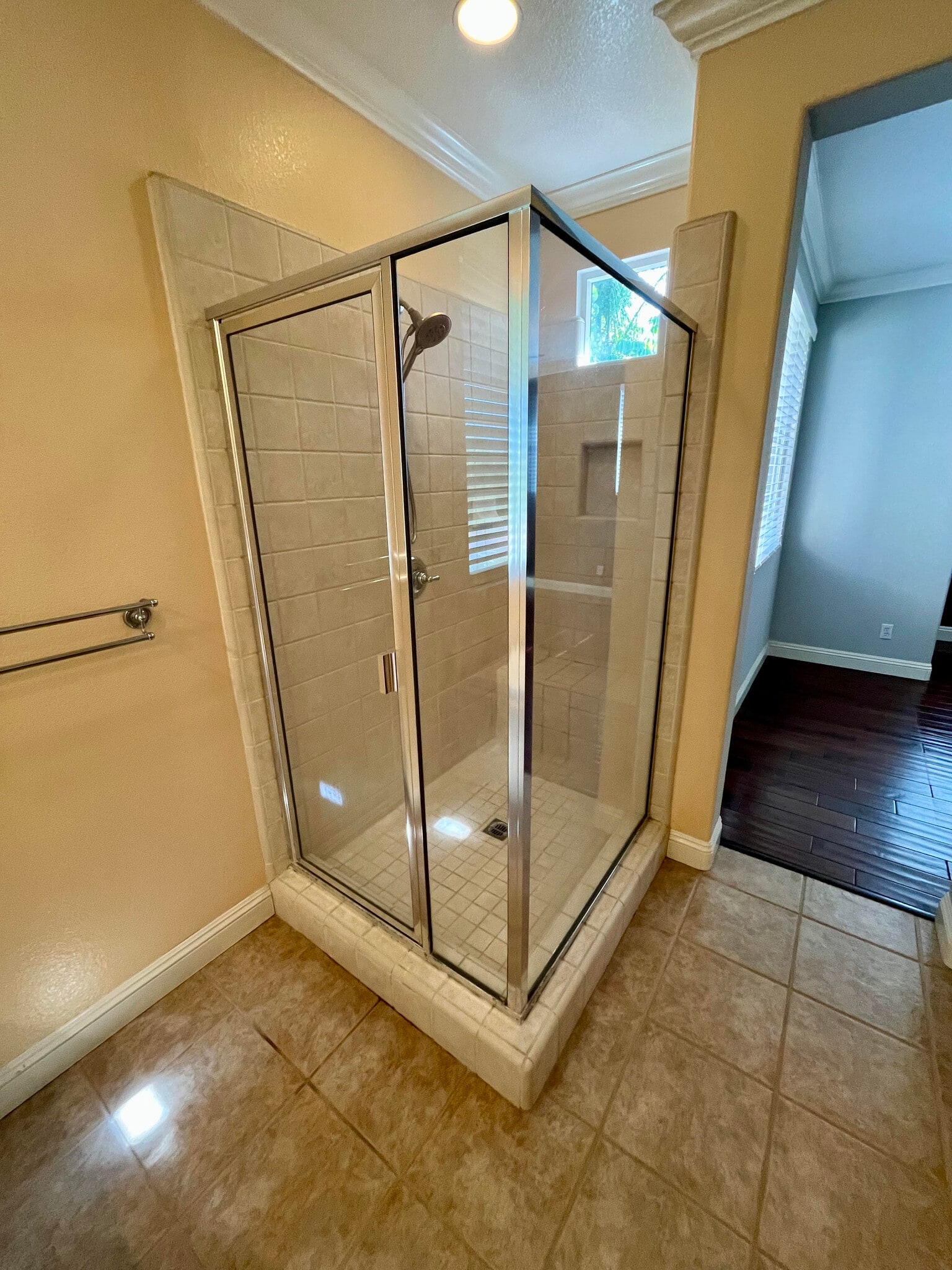 Building Photo - 5538 Coyote Ct