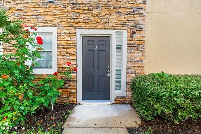 Building Photo - 7202 Deerfoot Cir
