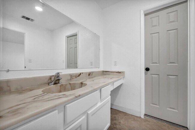 Building Photo - Country Living Single Story Home in Spanish Springs