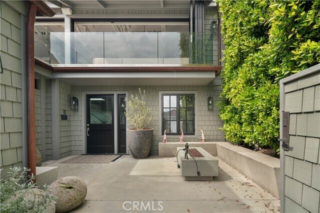 Building Photo - 998 Emerald Bay