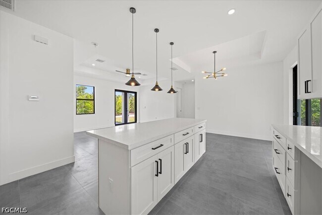 Building Photo - 4536 NW 35th Pl