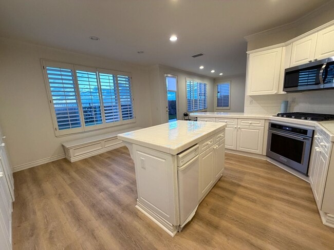 Building Photo - Start Your New Year in this Gorgeous Carlsbad Home