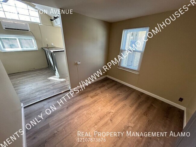 Building Photo - 1000 Kayton Ave