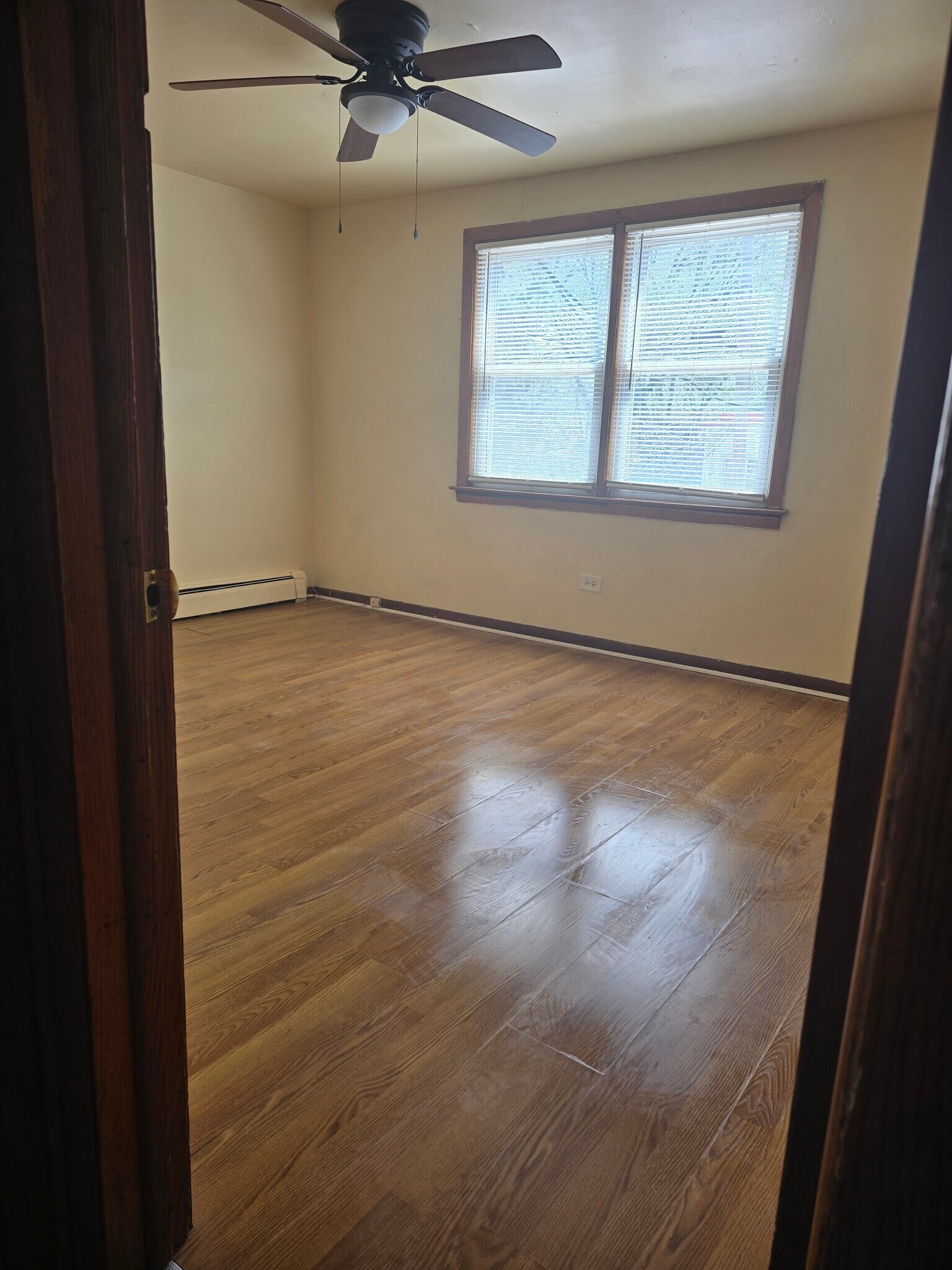 Building Photo - 1325 W Garfield Blvd