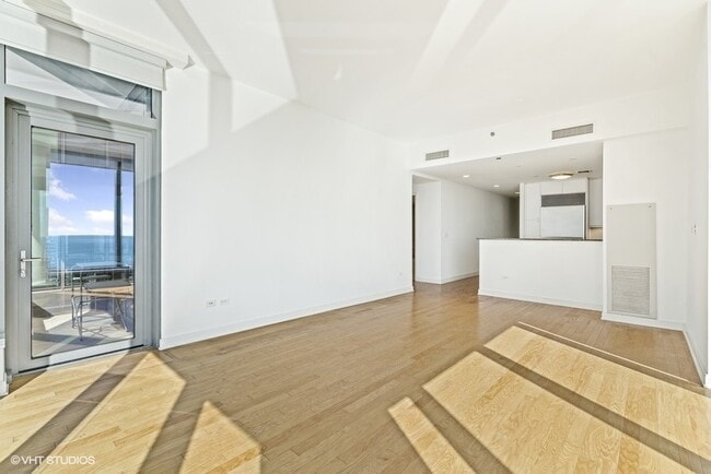 Building Photo - 60 E Monroe St