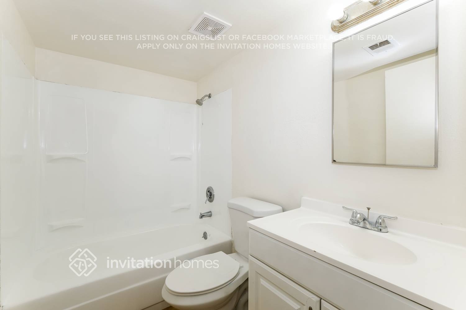 Building Photo - 7224 W North Ln