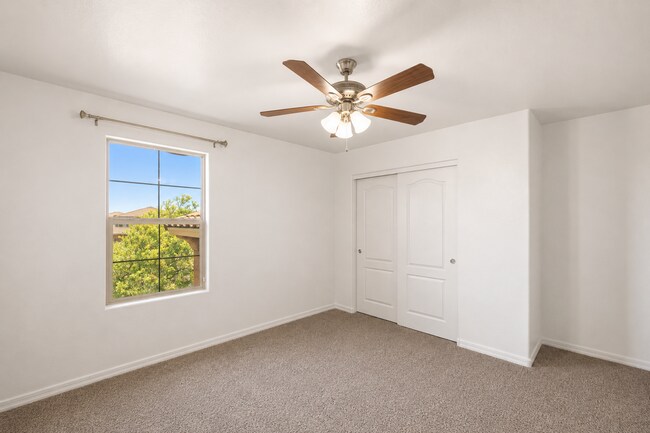 Building Photo - 41396 W Rio Bravo Dr