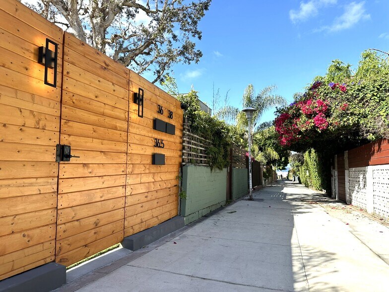 Building Photo - 36 Paloma Ave