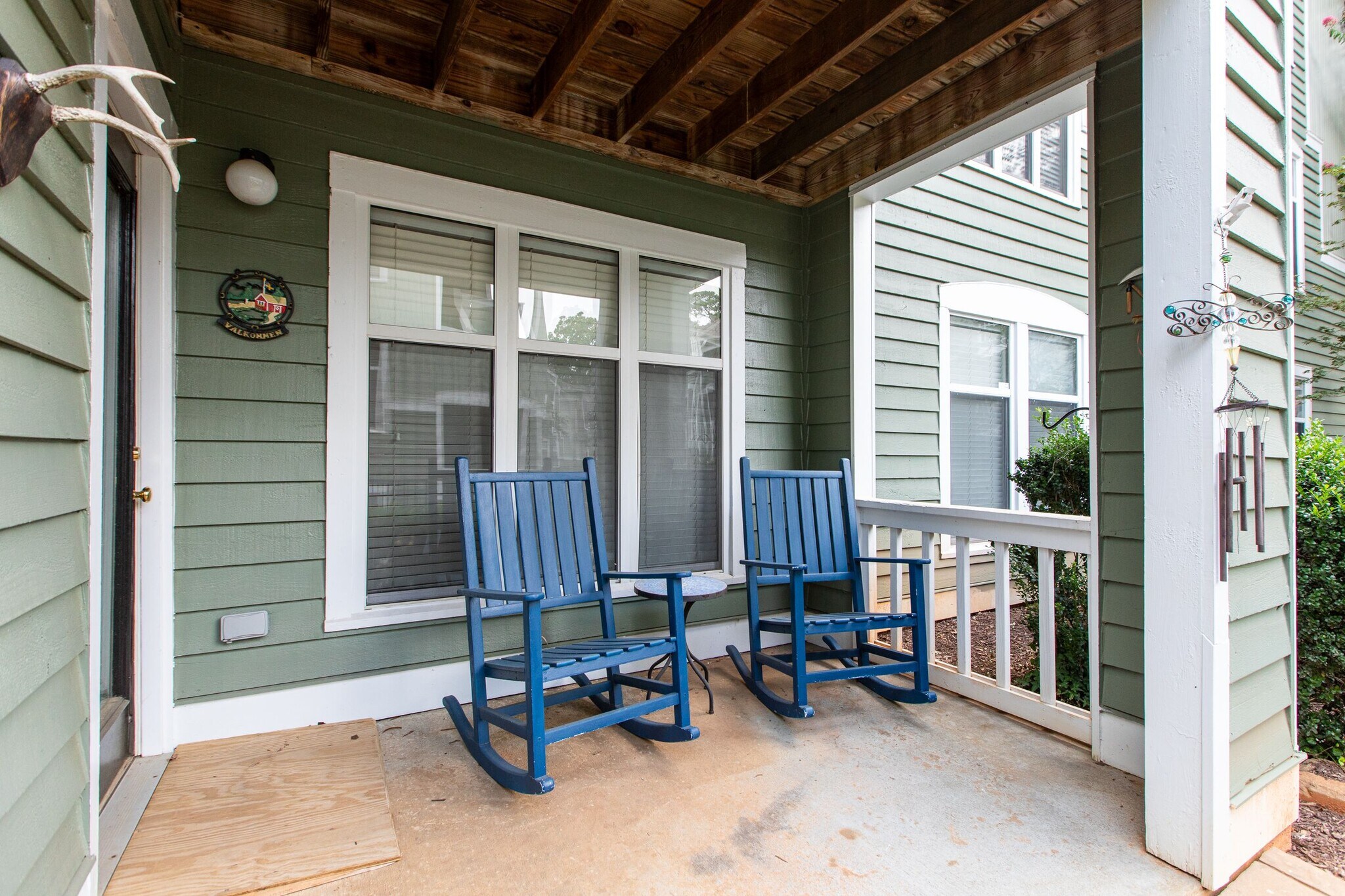 Patio with Rockers - 1200 Westview Ln