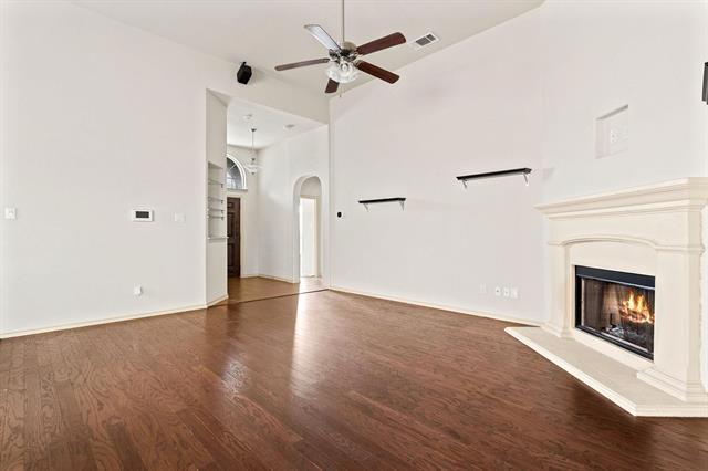 Building Photo - 6669 Friendsway Dr