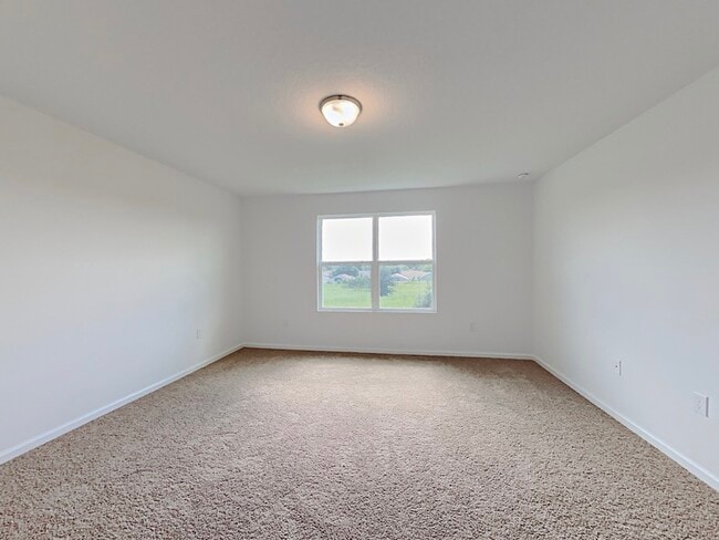 Building Photo - 703 Madison Dr