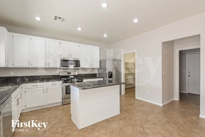 Building Photo - 11237 Alga Ct