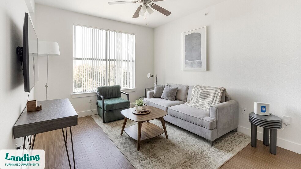 Building Photo - 7373 Valley View Ln