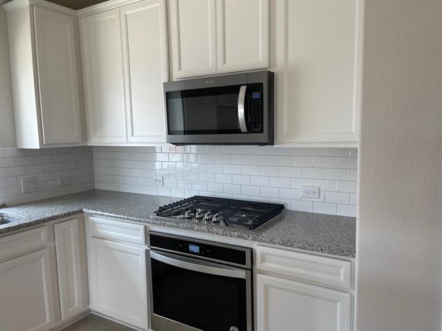 Building Photo - 5409 Pagewood Dr