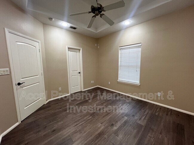 Building Photo - 1301 San Felipe Dr