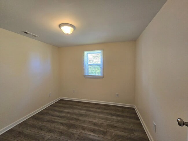 Building Photo - 3438 Duffield