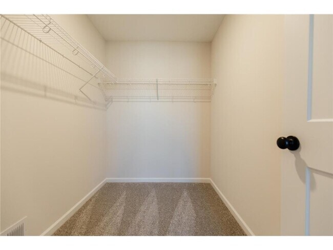 Building Photo - 10226 Arrowwood Path