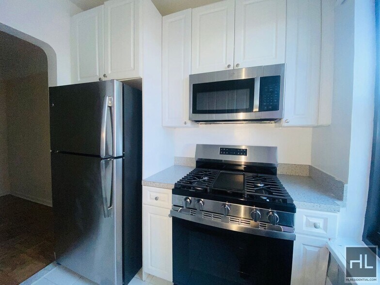 Building Photo - GRAND CONCOURSE