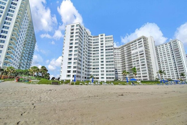 Building Photo - 3600 Galt Ocean Dr