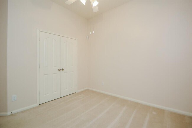 Building Photo - 10030 Arcadian Spgs Ln