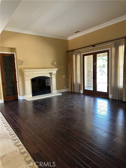 Building Photo - 25351 Mustang Dr