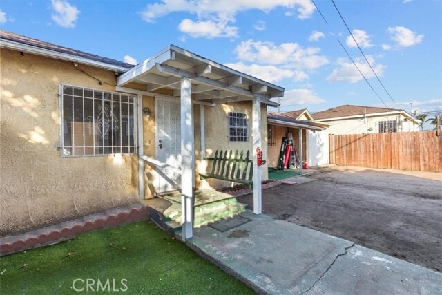 Primary Photo - 10005 Denver Ave