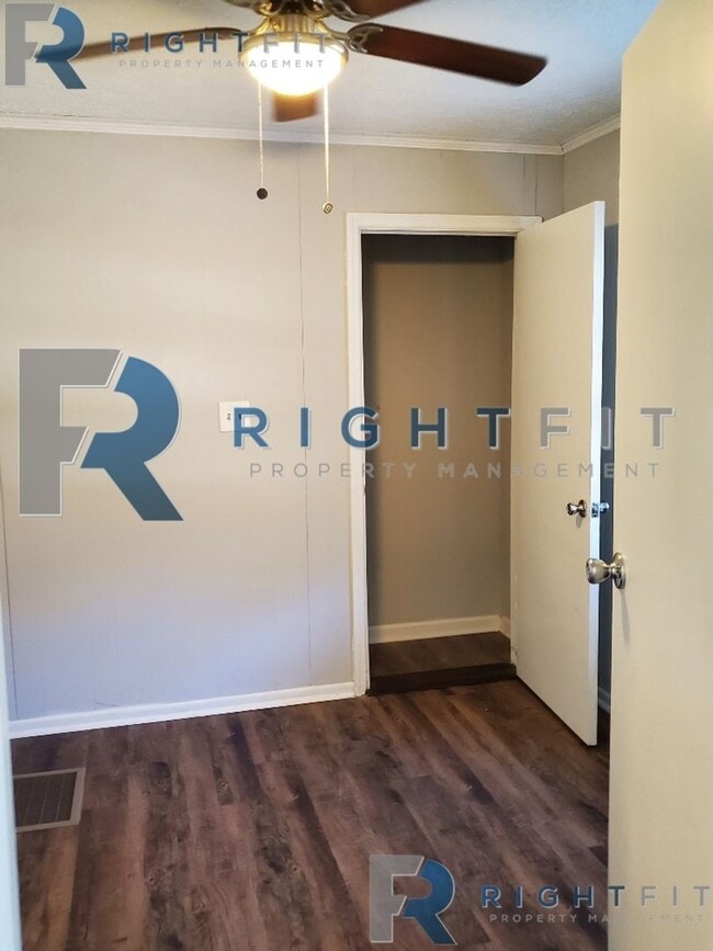 Building Photo - Welcome Home!