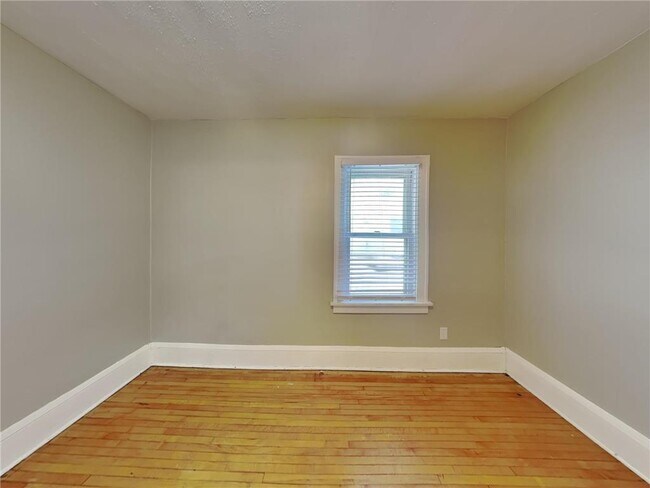 Building Photo - 891 Hazelwood St