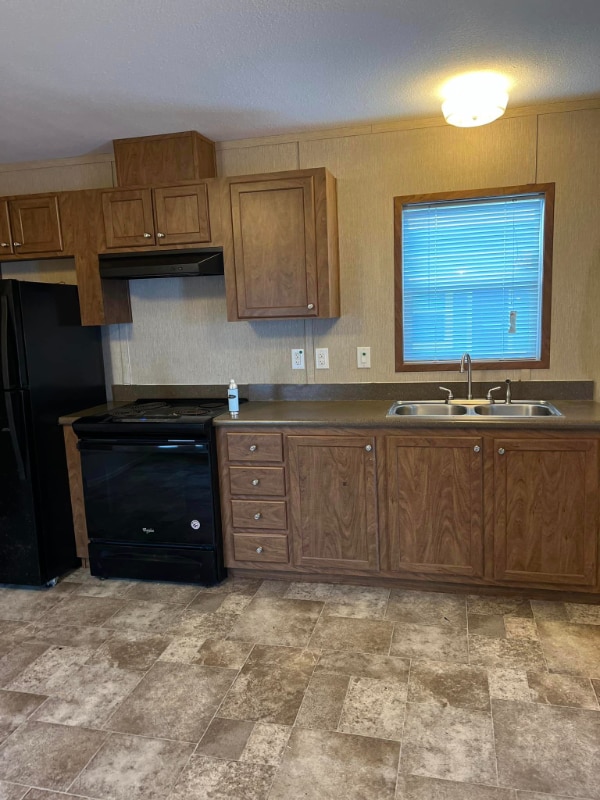 Building Photo - 5859 Tom Hebert Rd