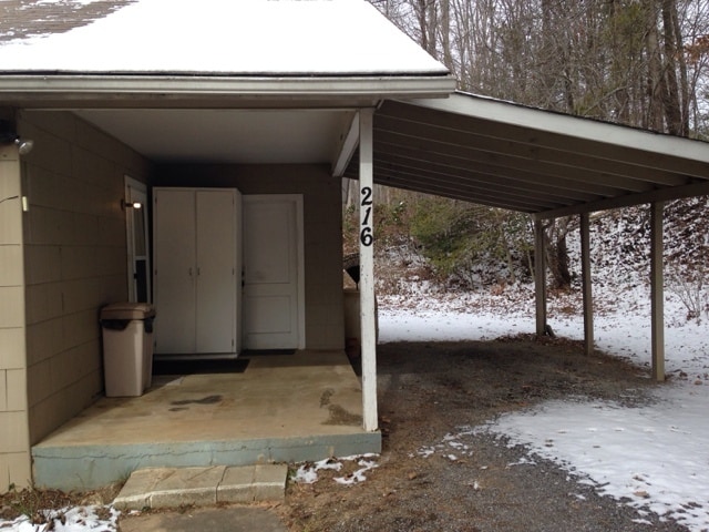 Building Photo - Quaint Cottage in Fairview