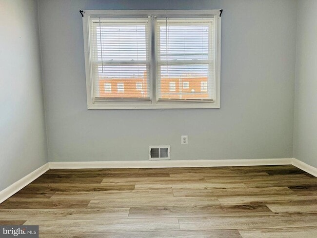 Building Photo - 8134 Mid Haven Rd