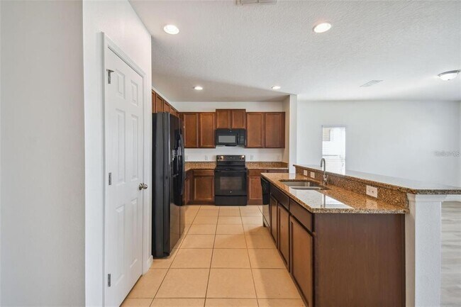 Building Photo - 129 Williamson Dr