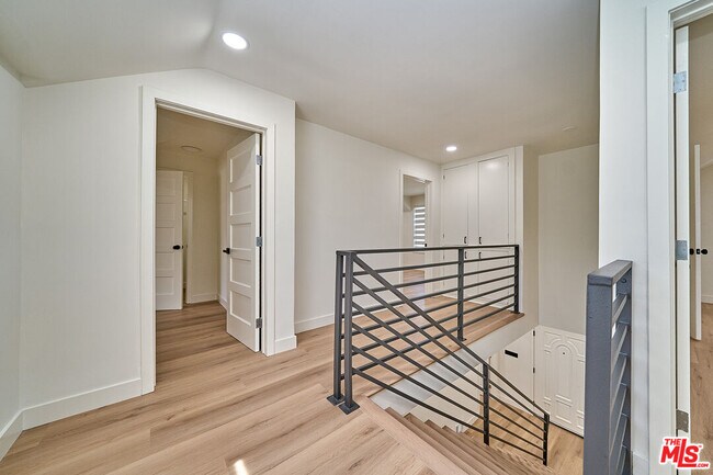 Building Photo - 347 S Highland Ave