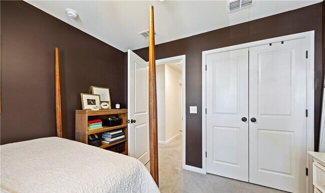 Building Photo - 167 Benelli Dr