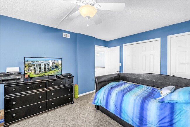 Building Photo - 9415 Blind Pass Rd